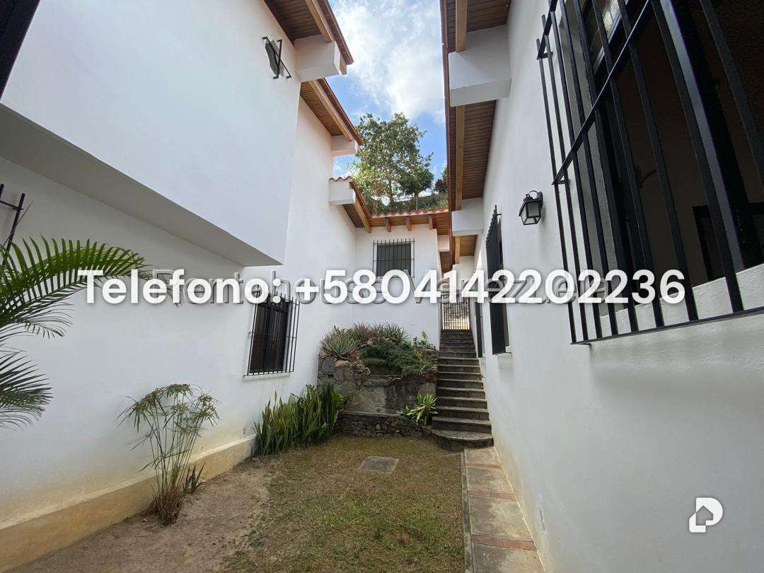 Casa en Prados del Este, Caracas – 17