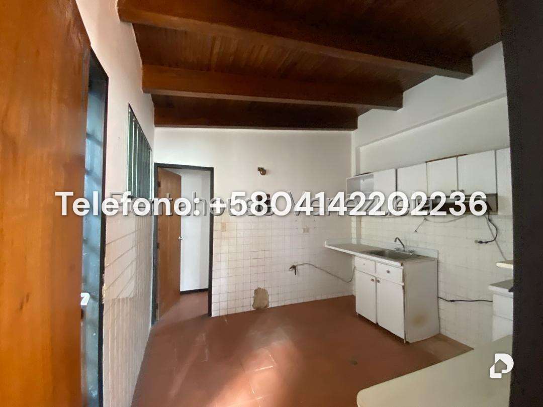 Casa en Prados del Este, Caracas – 30