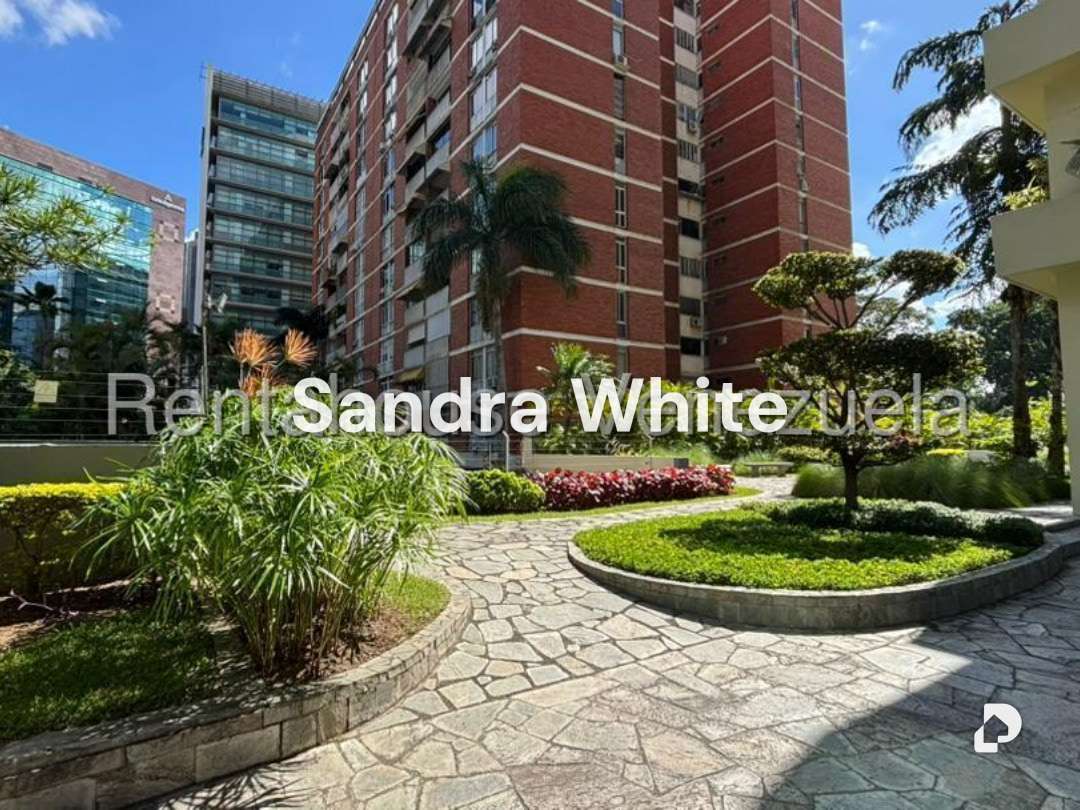 Apartamento en Campo Alegre, Caracas – 13