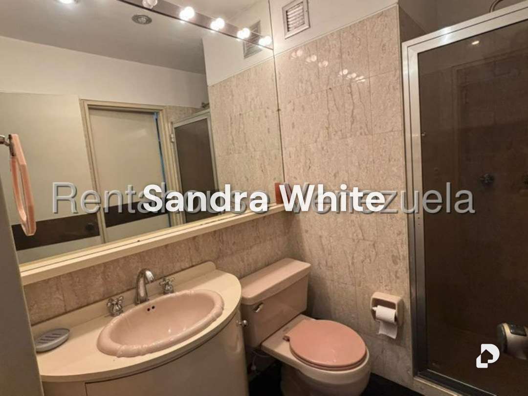 Apartamento en Campo Alegre, Caracas – 11