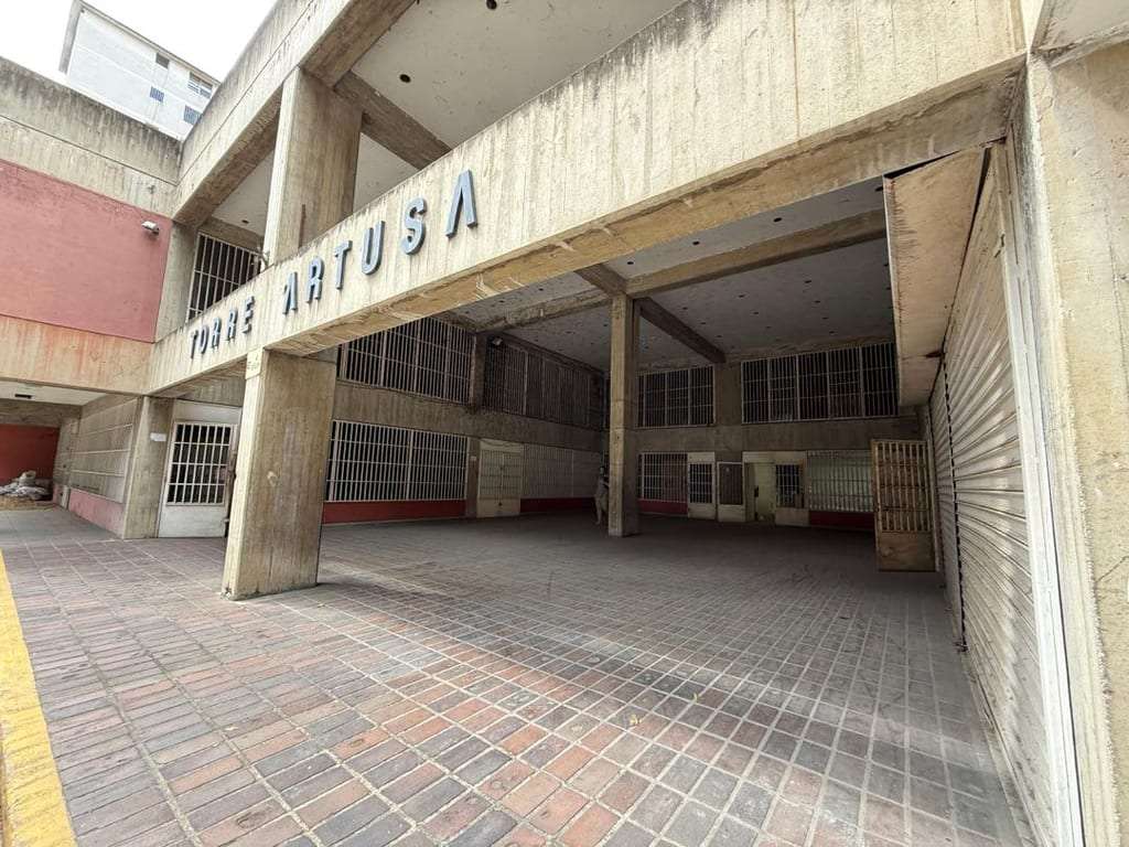Local comercial en El Paraíso, Caracas - 1