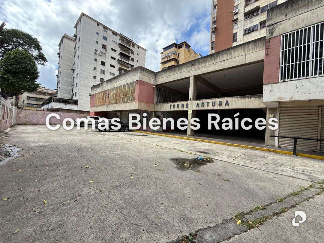 Local comercial en El Paraíso, Caracas – 2