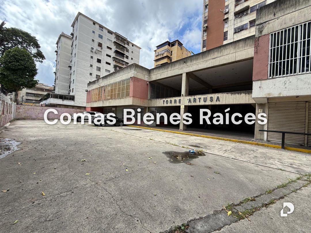 Local comercial en El Paraíso, Caracas – 2