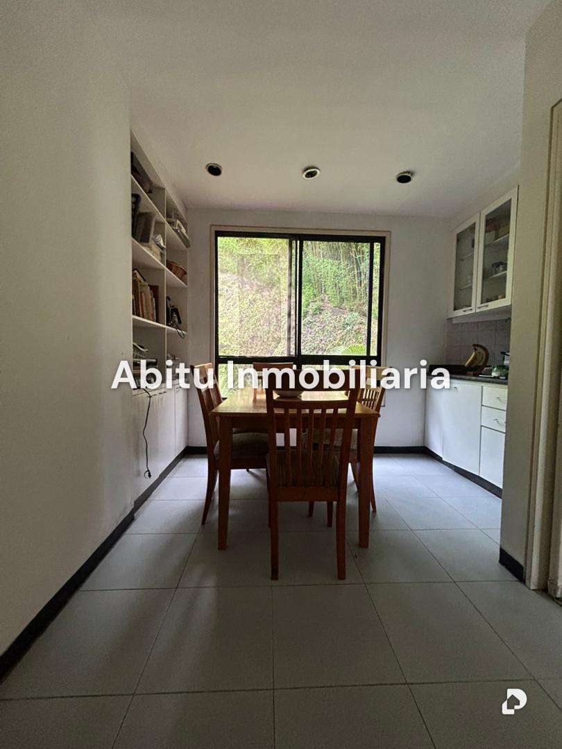 Apartamento en Urb. Miranda, Caracas – 10