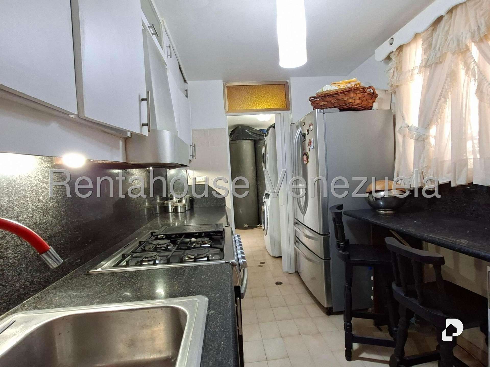 Apartamento en La Rosaleda, San Antonio de Los Altos – 8