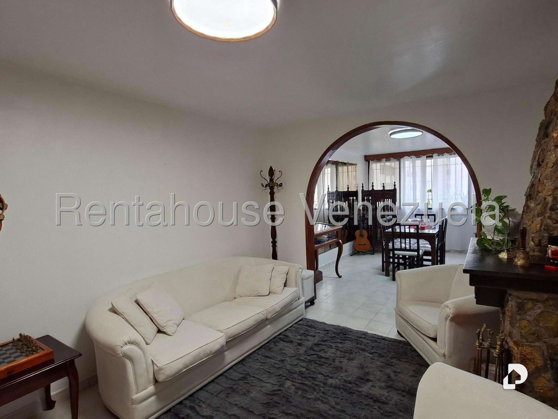 Apartamento en La Rosaleda, San Antonio de Los Altos – 4
