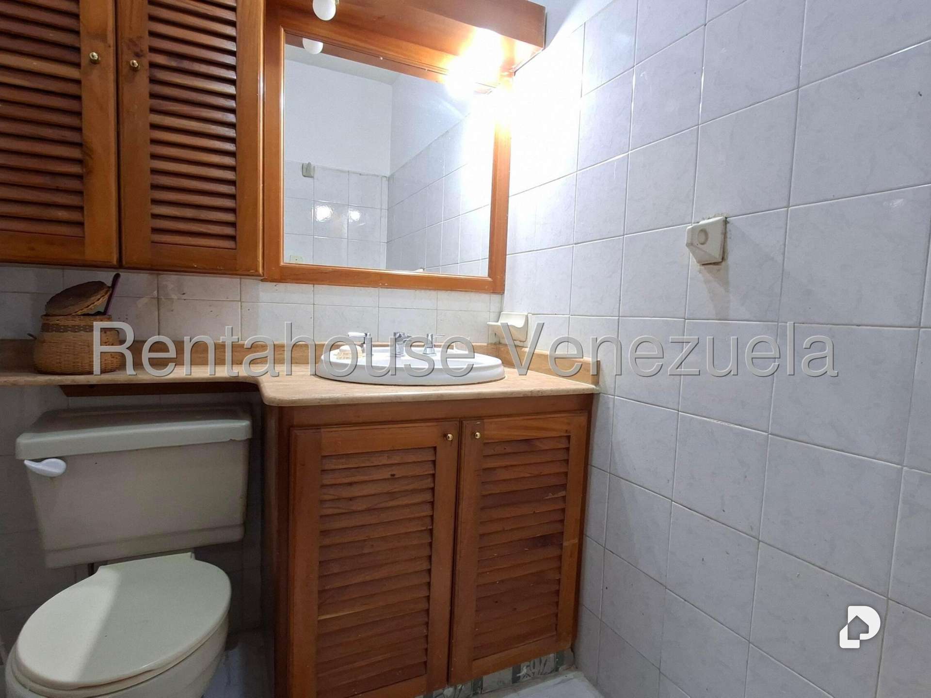 Apartamento en La Rosaleda, San Antonio de Los Altos – 14