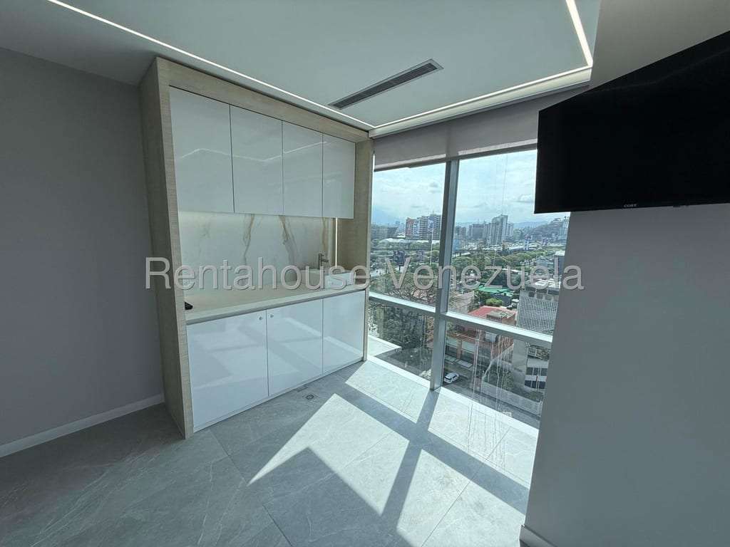 Oficina en Las Mercedes, Caracas