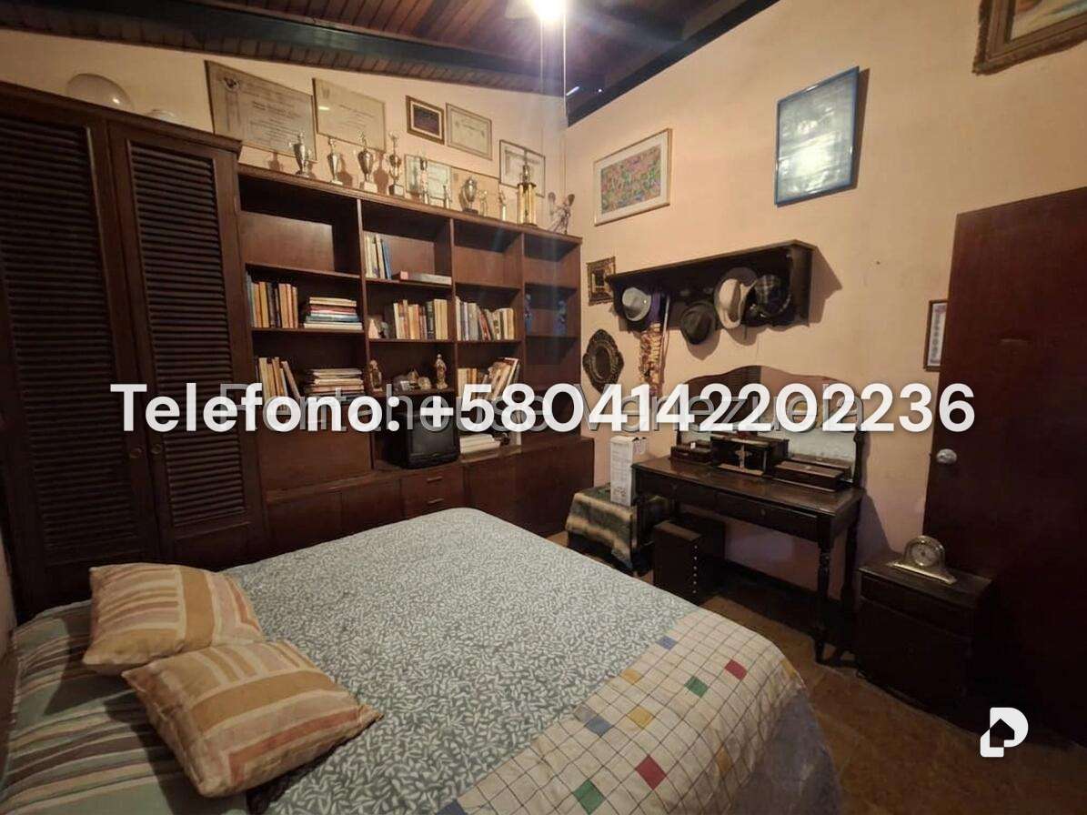 Casa en Prados del Este, Caracas – 23