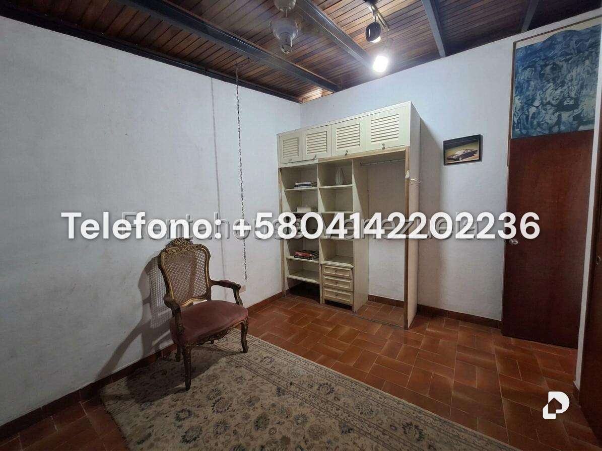 Casa en Prados del Este, Caracas – 19