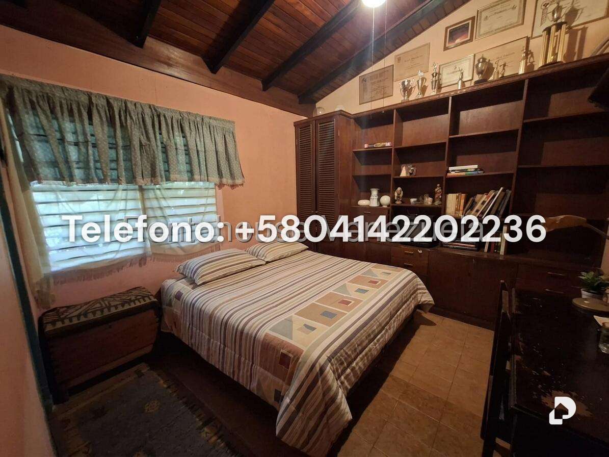 Casa en Prados del Este, Caracas – 24