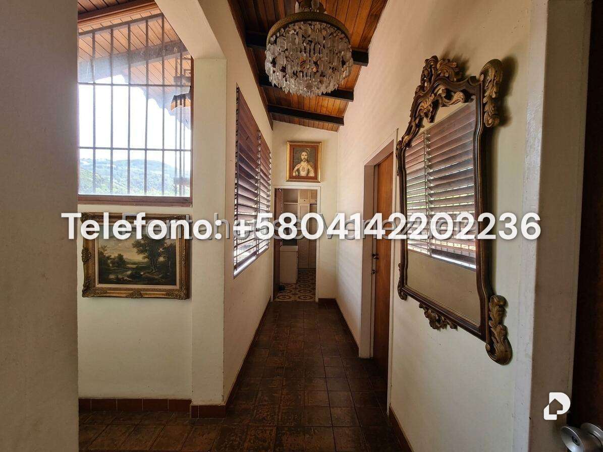 Casa en Prados del Este, Caracas – 26
