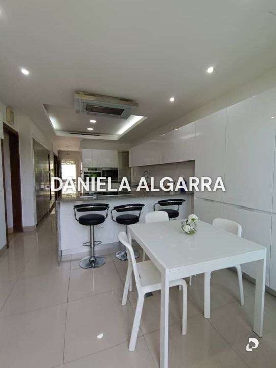 Casa en B. 13 de Septiembre, Valencia – 24