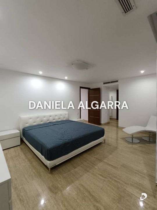 Casa en B. 13 de Septiembre, Valencia – 13