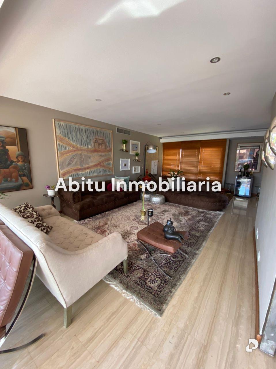 Apartment in La Castellana, Caracas – 1