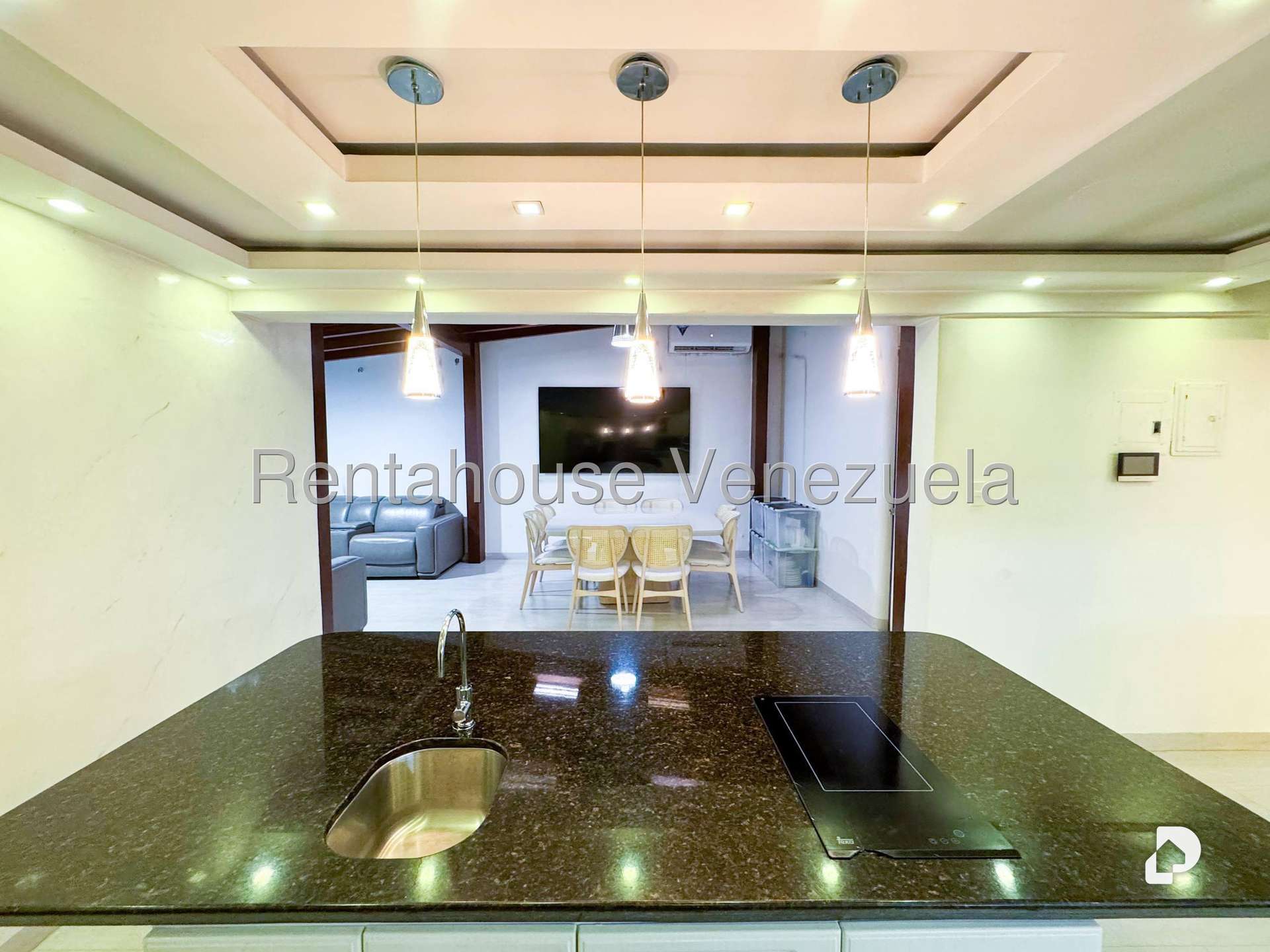 Casa en El Cafetal, Caracas – 19