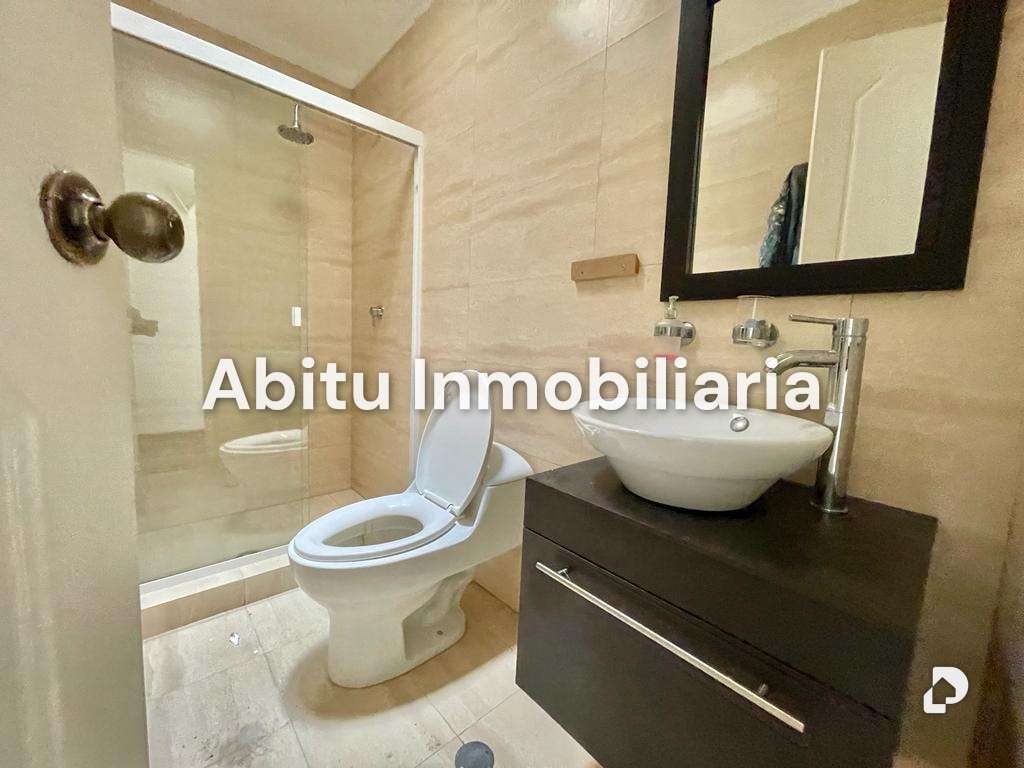Casa en Altamira, Caracas – 5