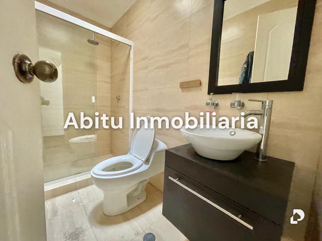 Casa en Altamira, Caracas – 5