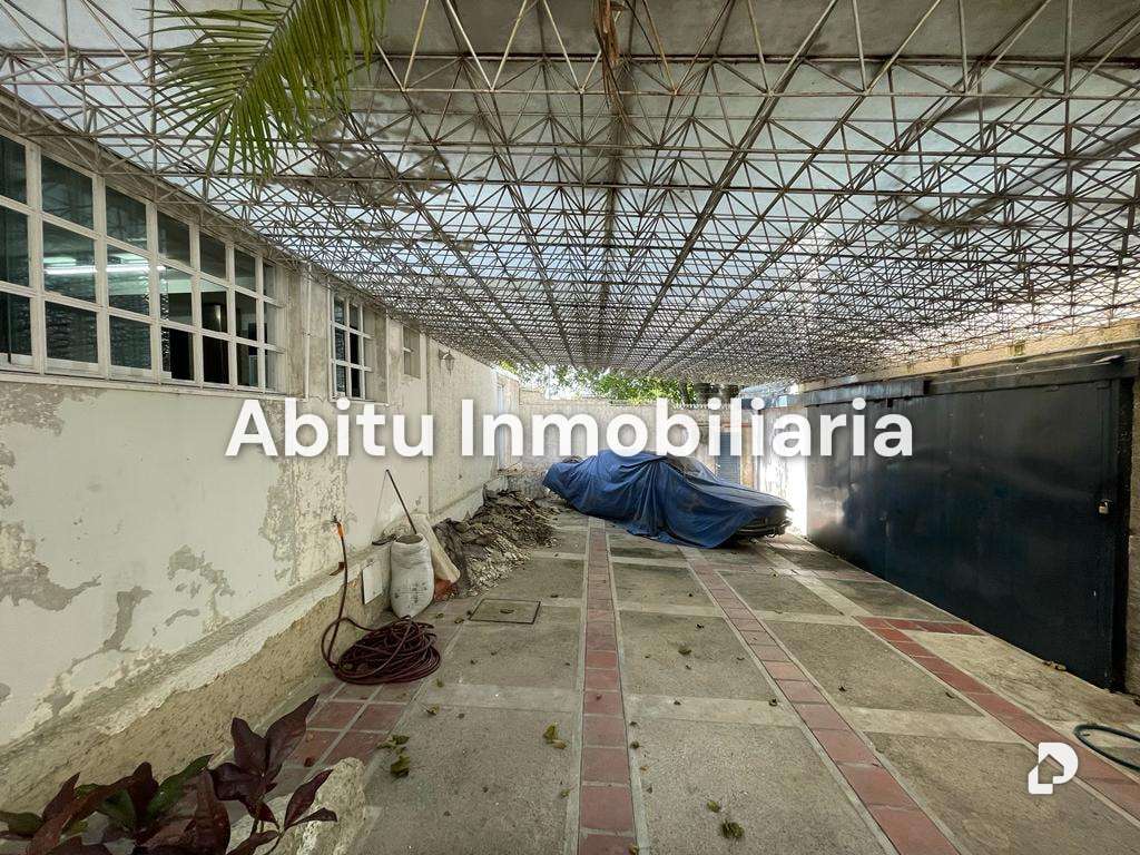 Casa en Altamira, Caracas – 9