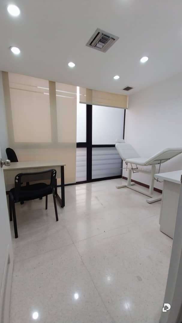 Office in San Bernardino, Caracas – 8