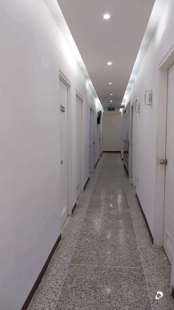 Office in San Bernardino, Caracas – 11