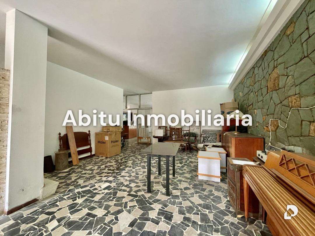 House in Los Palos Grandes, Caracas – 19