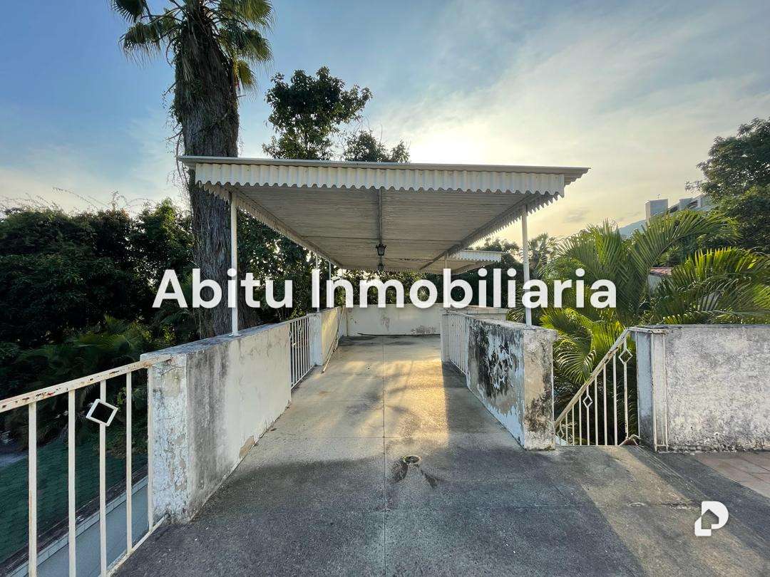 House in Los Palos Grandes, Caracas – 9
