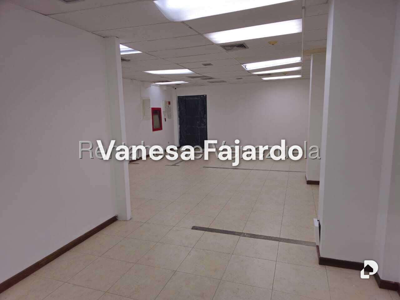 Local comercial en El Paraíso, Caracas – 4