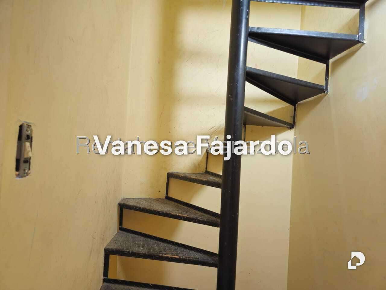 Local comercial en El Paraíso, Caracas – 9