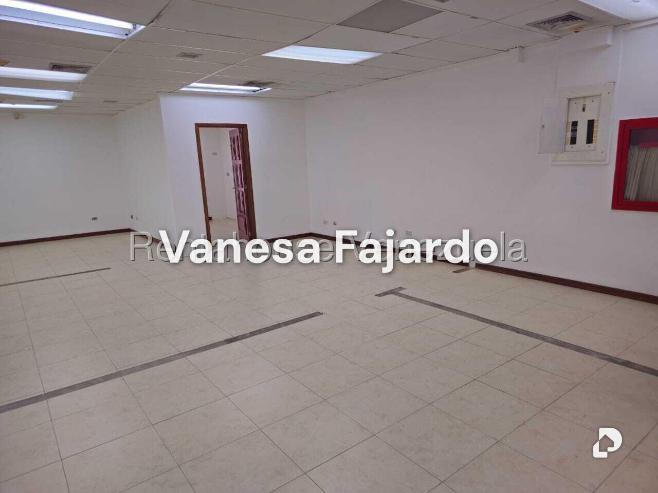 Local comercial en El Paraíso, Caracas – 5