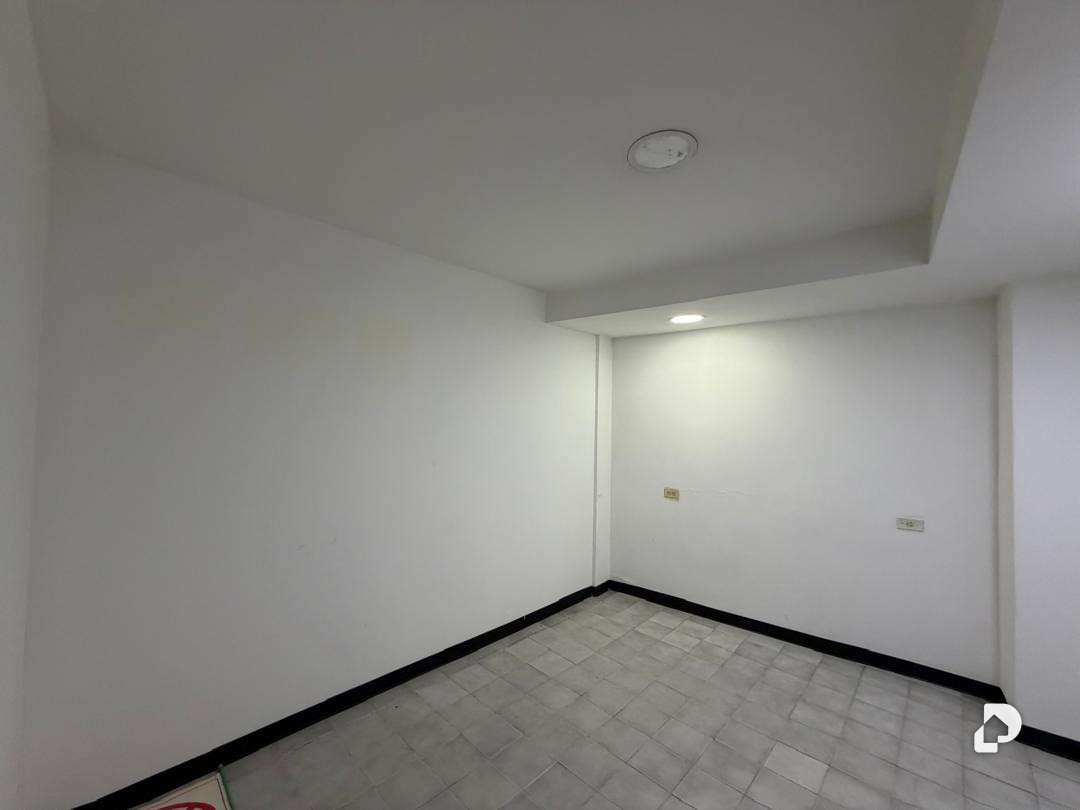 Local comercial en Bello Monte, Caracas – 27