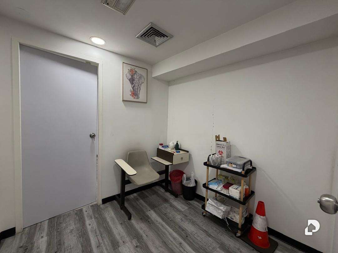Local comercial en Bello Monte, Caracas – 8