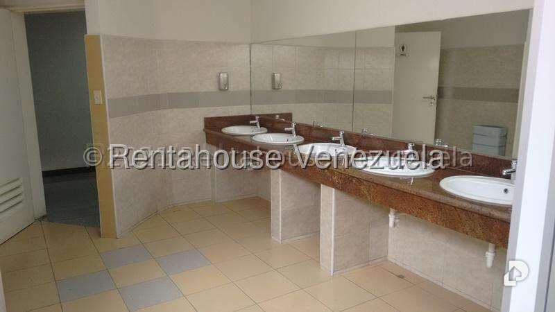 Local comercial en Chacao, Caracas – 12