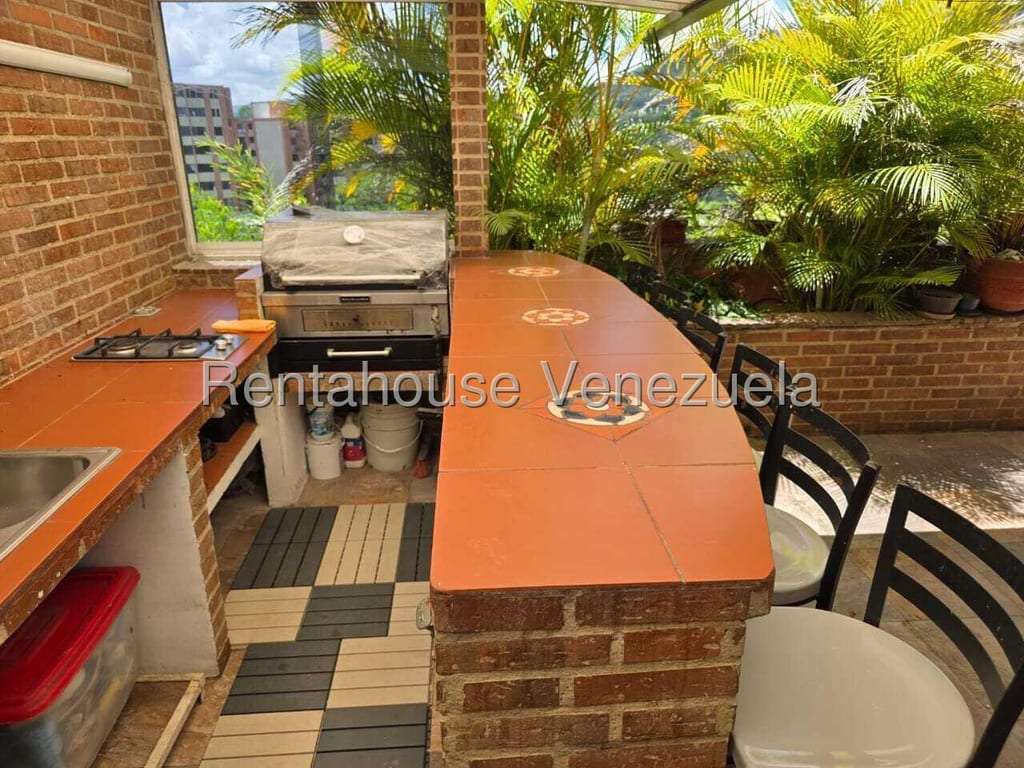 Apartamento en Lomas del Sol, Caracas