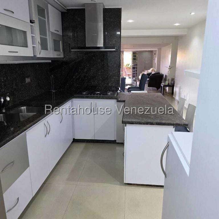 Apartamento en Lomas del Sol, Caracas
