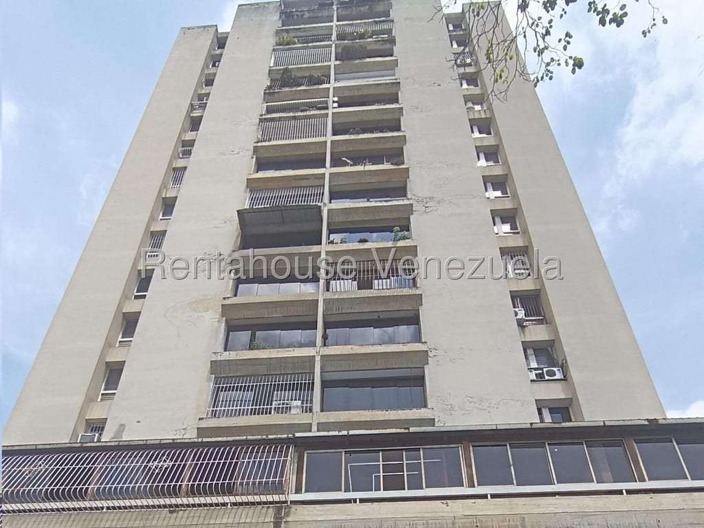 Apartamento en La Urbina, Caracas - 1