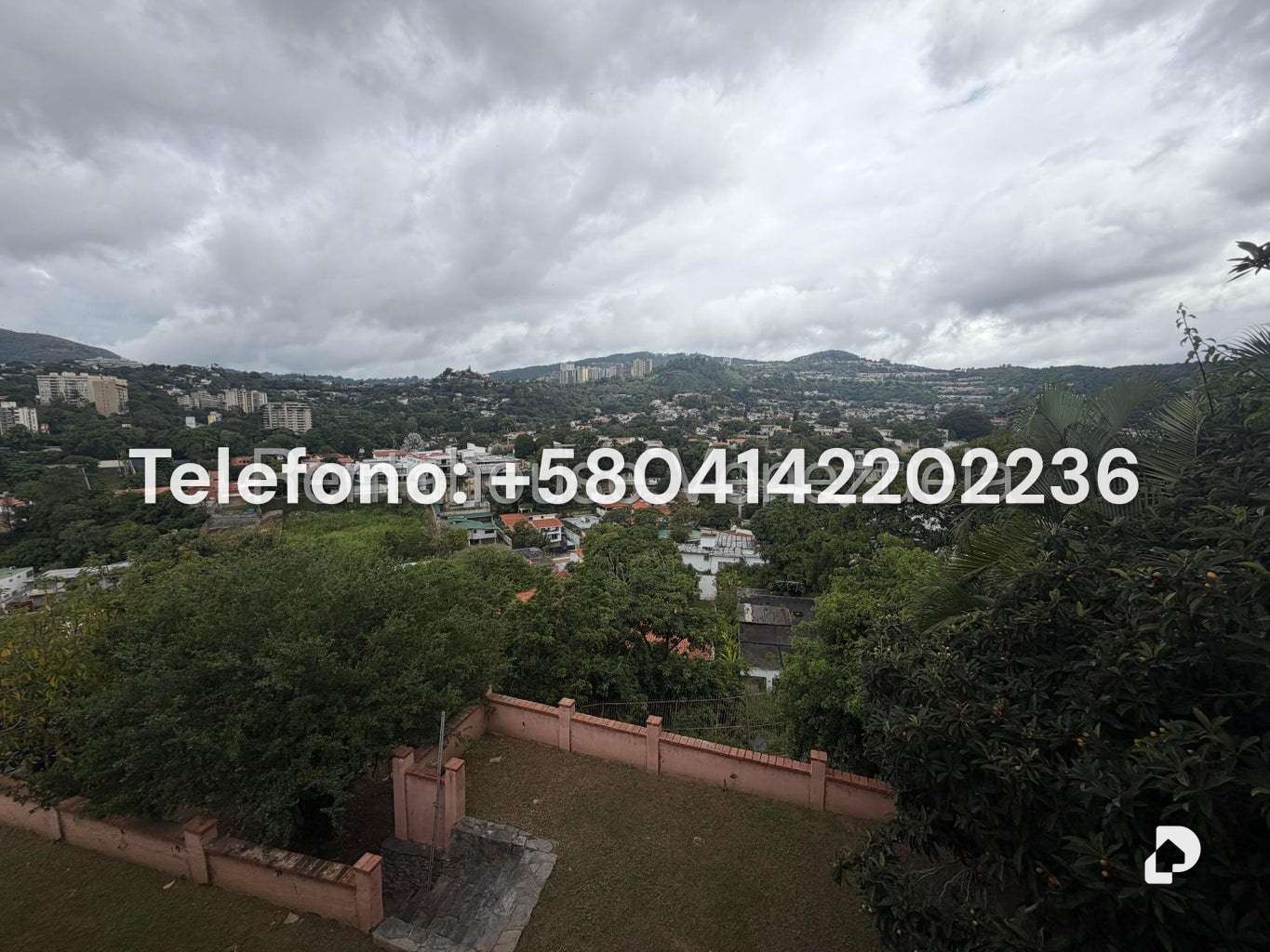 Casa en Prados del Este, Caracas – 23