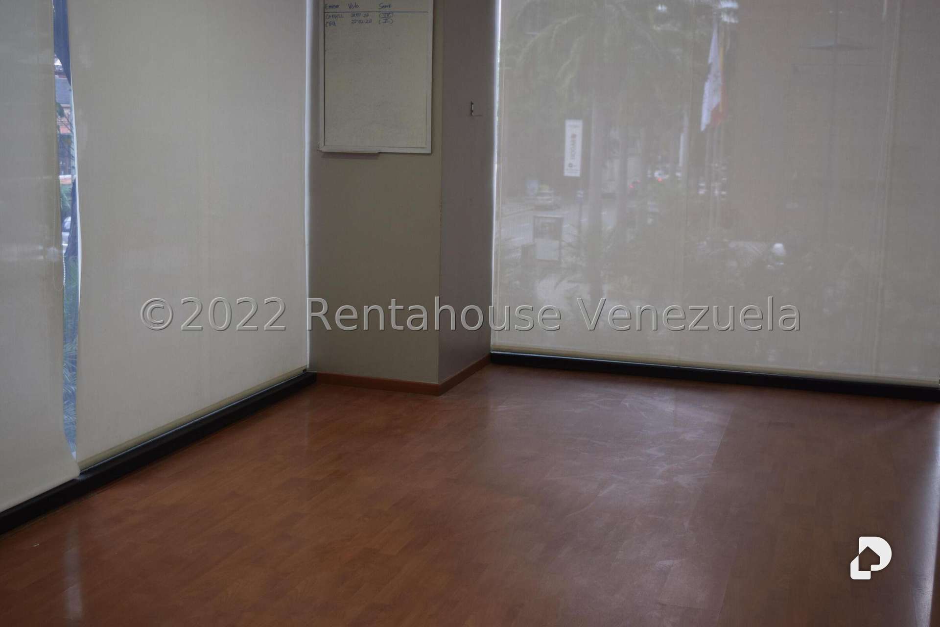 Local comercial en El Rosal, Caracas – 22