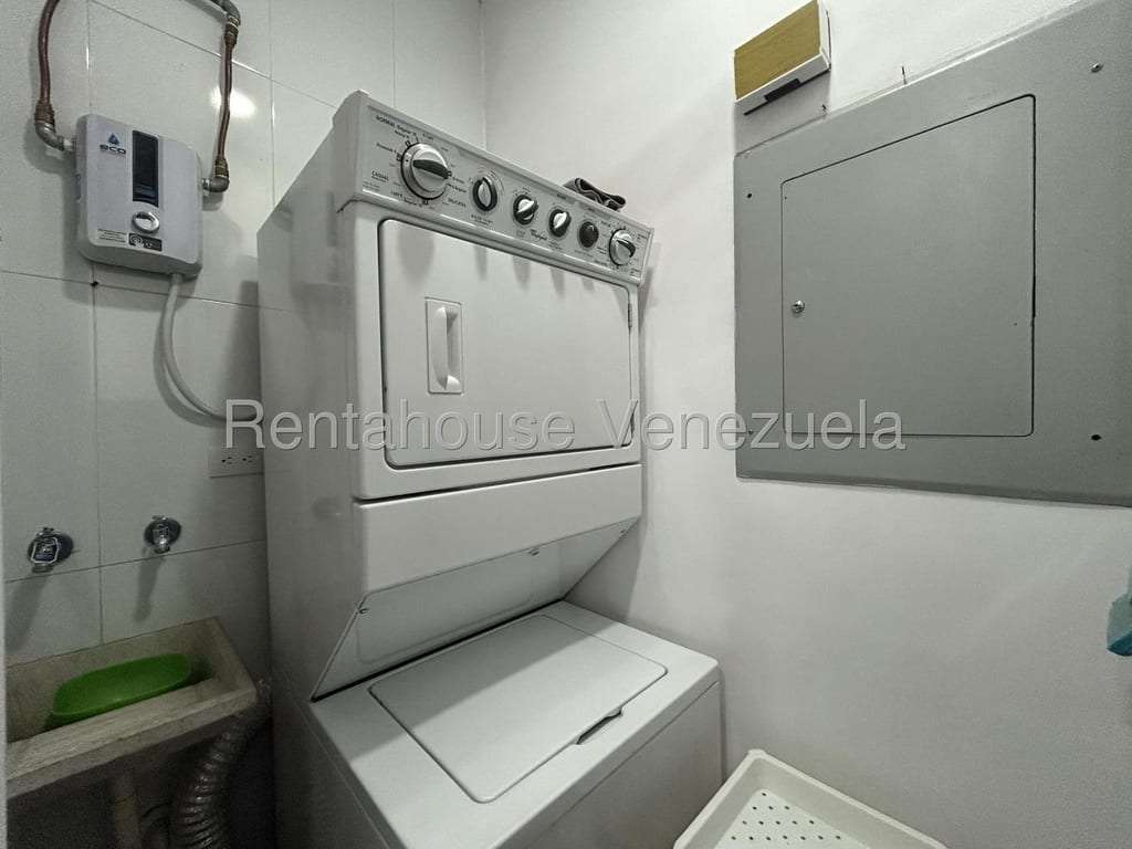 Apartamento en Los Naranjos de las Mercedes, Caracas