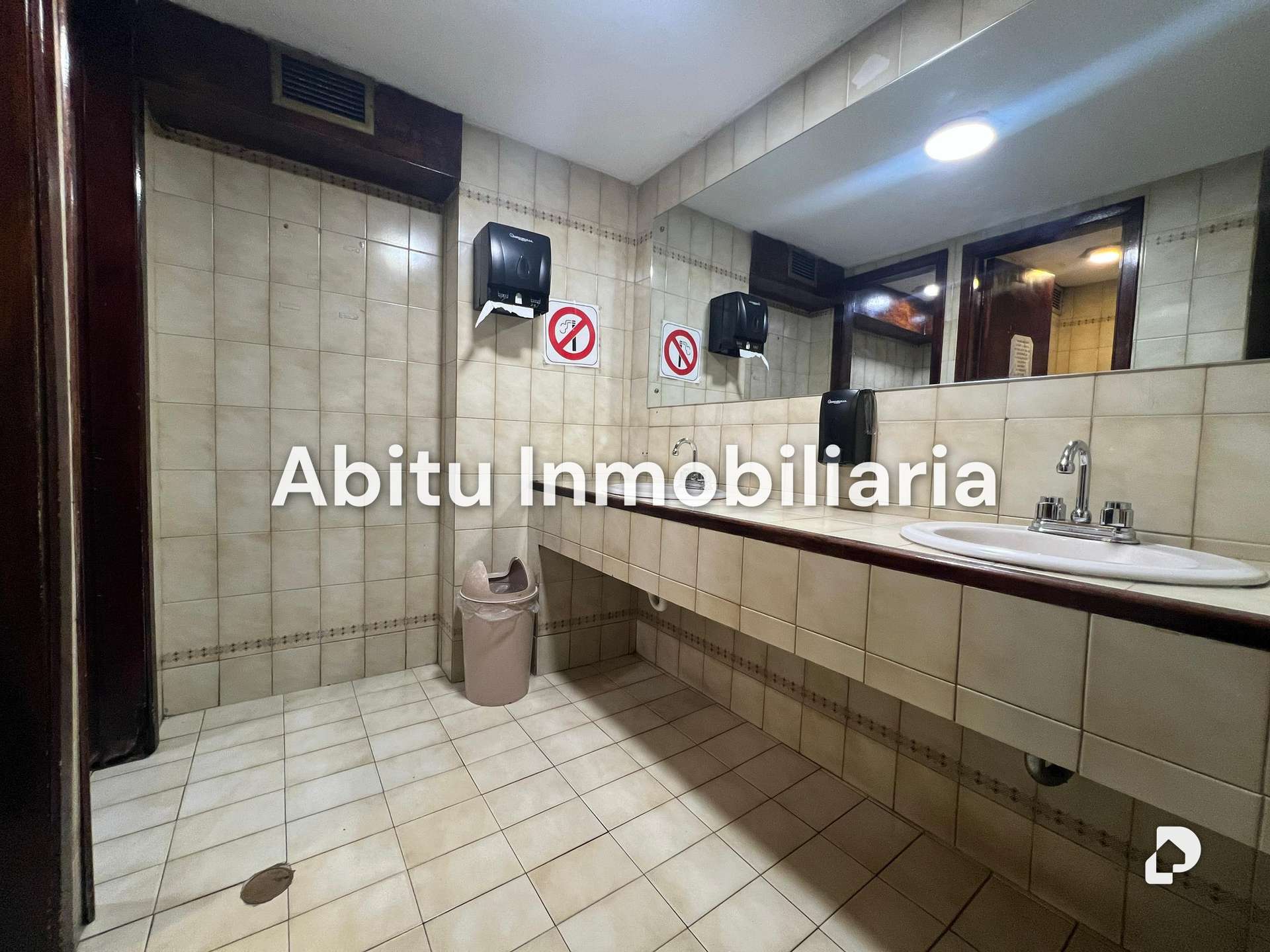 Local comercial en Chacao, Caracas – 14