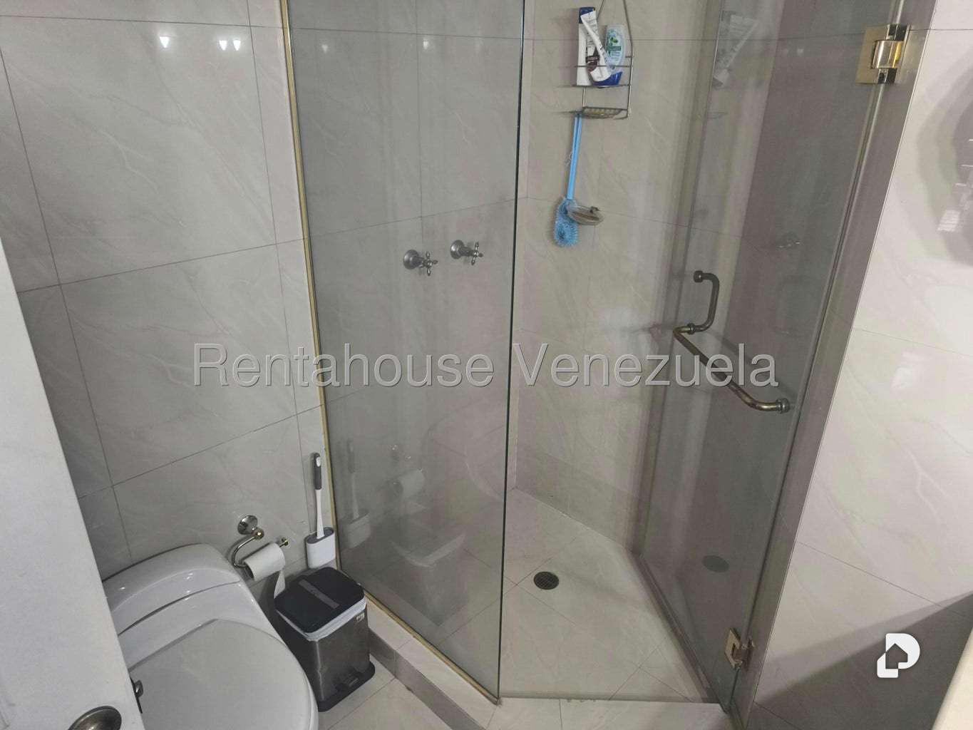 Apartamento en Campo Alegre, Caracas – 36