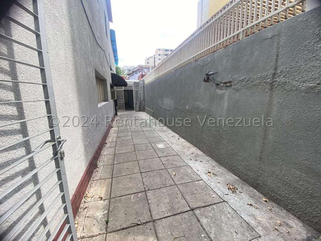 Local comercial en Bello Monte, Caracas