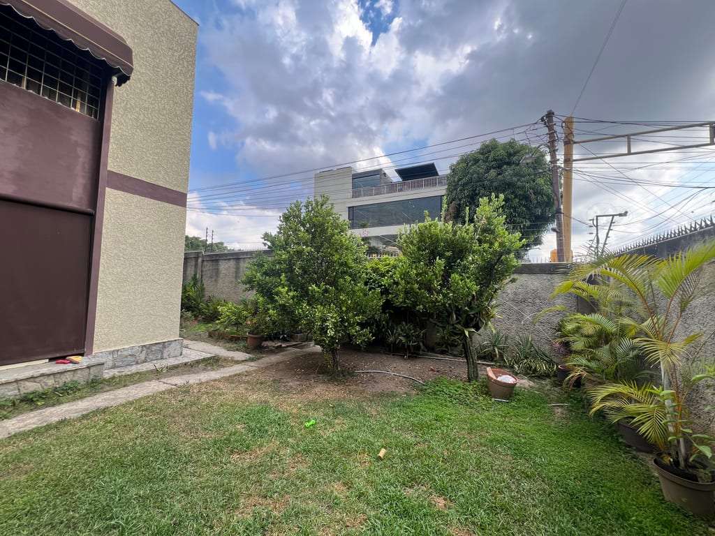 Casa en Altamira, Caracas - 1