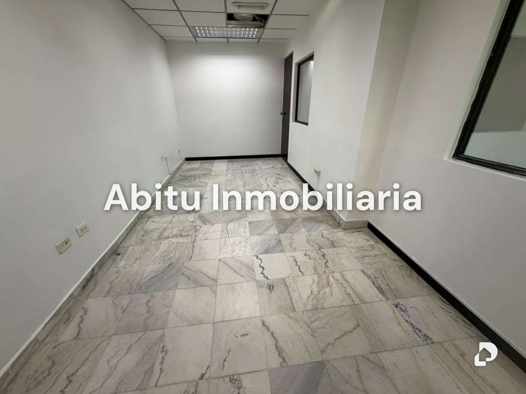 Oficina en Chacao, Caracas – 12