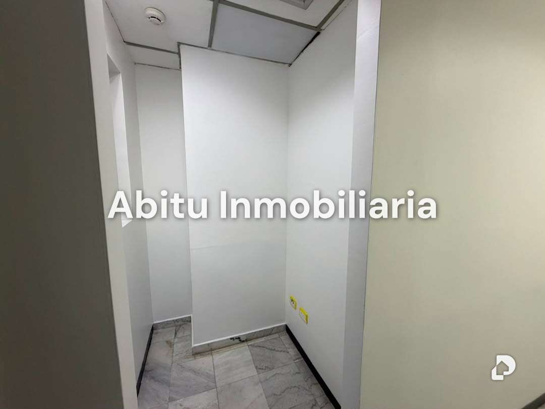 Oficina en Chacao, Caracas – 17