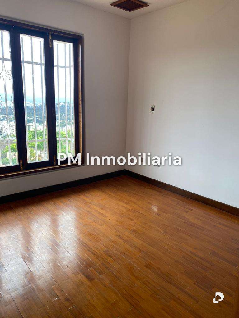 Casa en Cerro Verde, Caracas – 5
