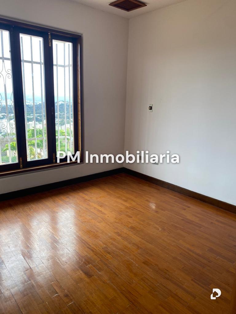 Casa en Cerro Verde, Caracas – 5