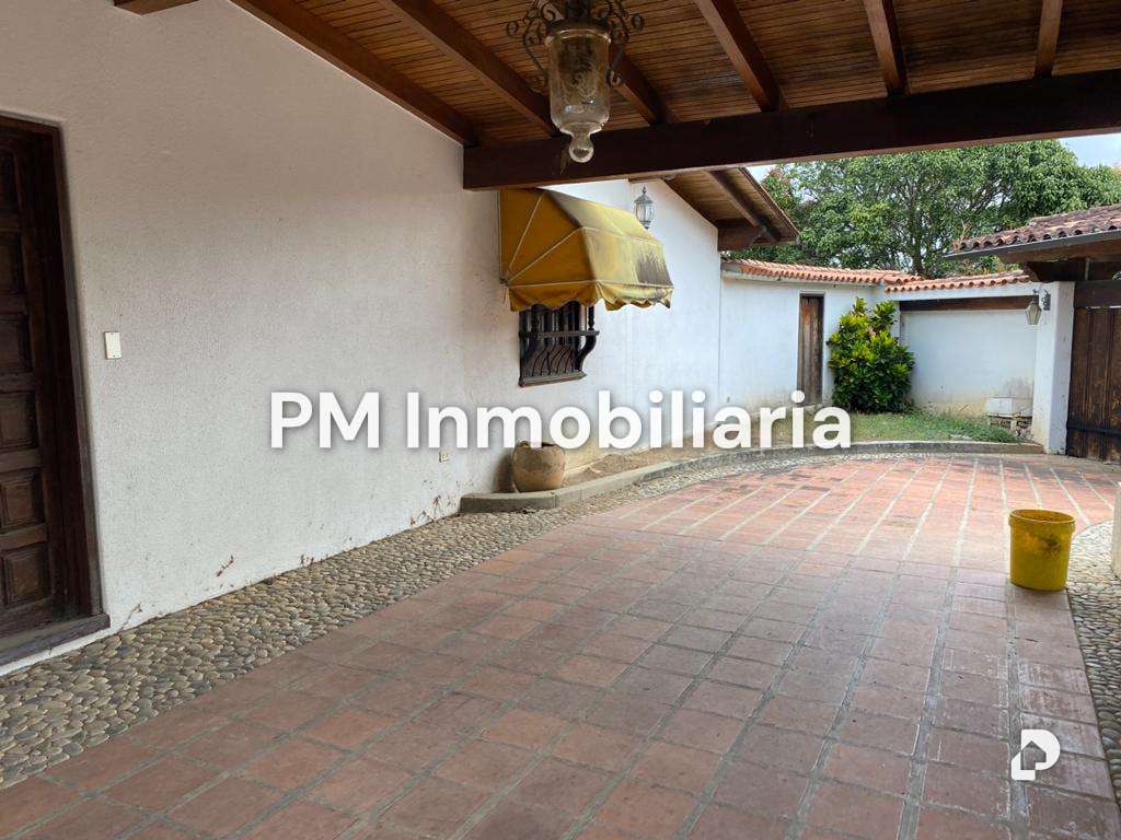 Casa en Cerro Verde, Caracas – 13