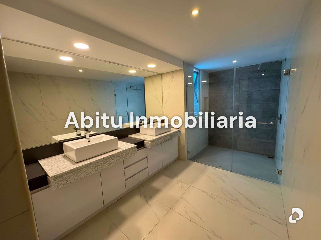 Apartamento en Los Chorros, Caracas – 14