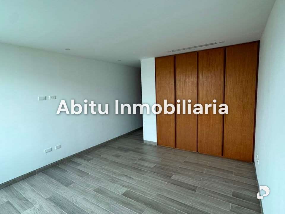 Apartamento en Los Chorros, Caracas – 12